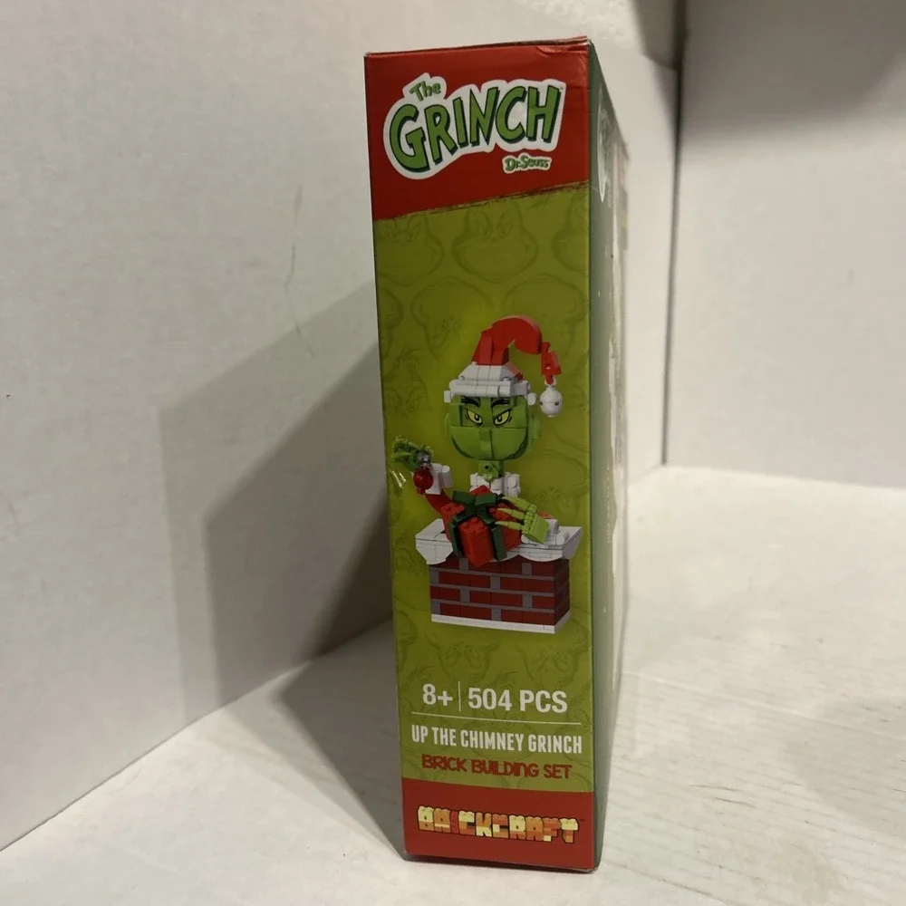 The Chimney Grinch Building Kit (504-Plastic Pcs Set) LIMITED EDITION‎ CHRISTMAS